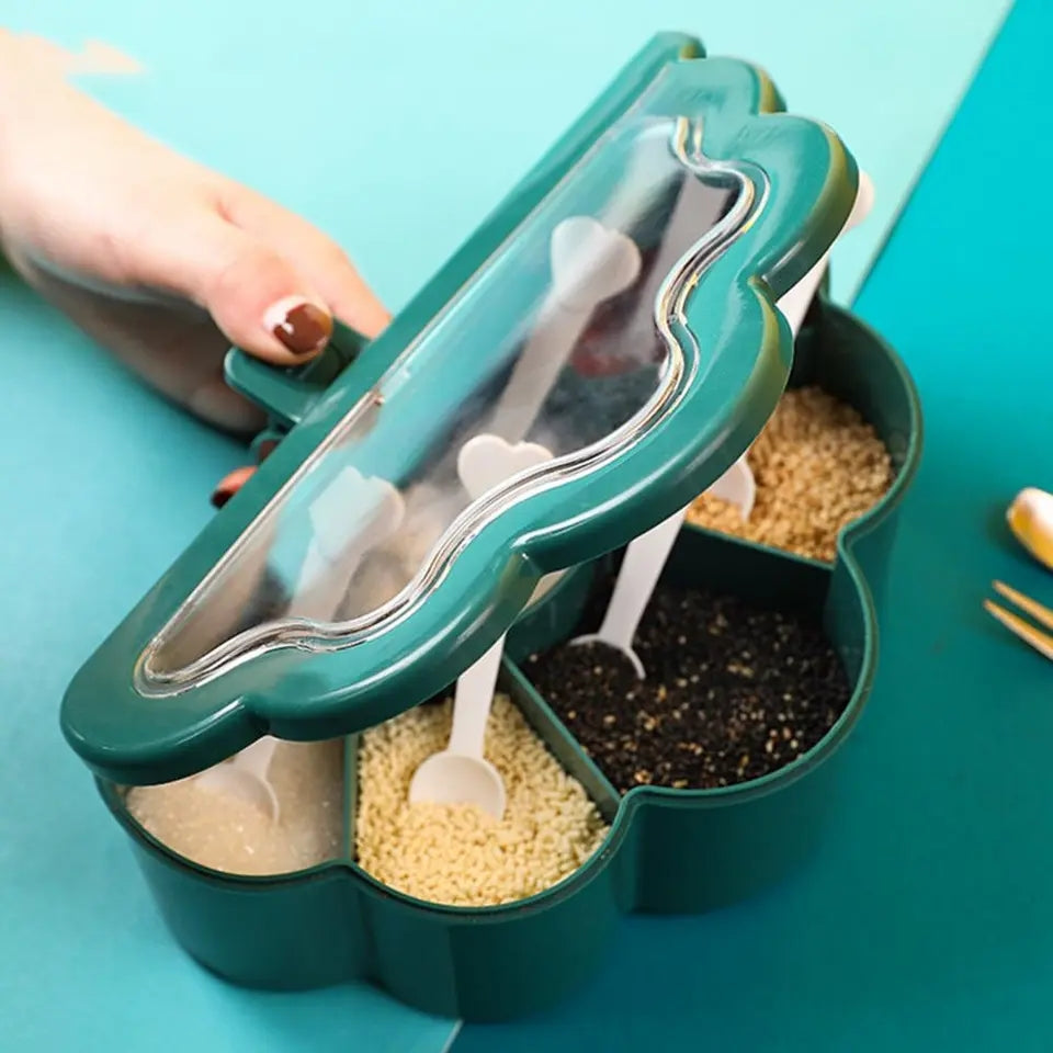 Divided cloud spice box